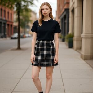 J.Crew Plaid Mini Skirt Size 2 Black White High Rise Dark Academia Grunge Preppy